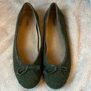 L.L. Bean Green Tweed Ballet Flats Size 8.5
